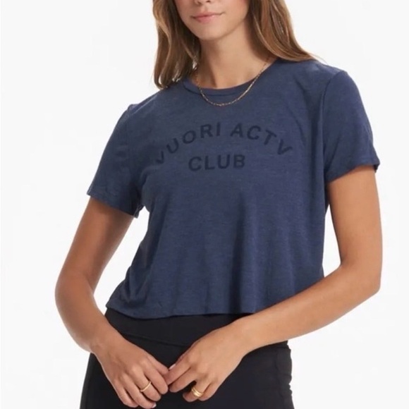 Vuori Tops - Vuori Women's Navy Short Sleeve Tee